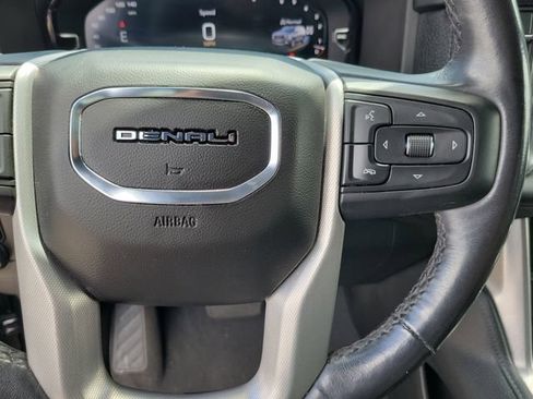 Used 2022 GMC Yukon XL Denali AWD/4WD image 23