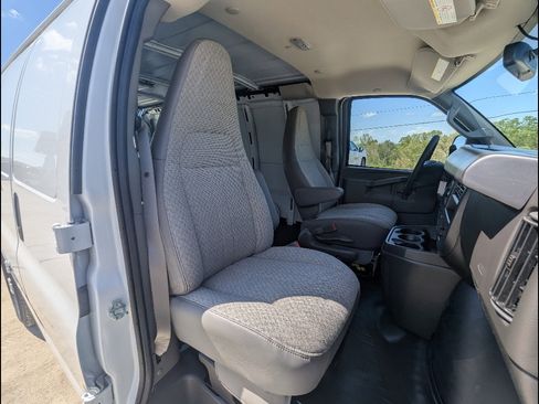 New 2026 GMC Savana 2500 w/ Driver Convenience Package RWD image 13