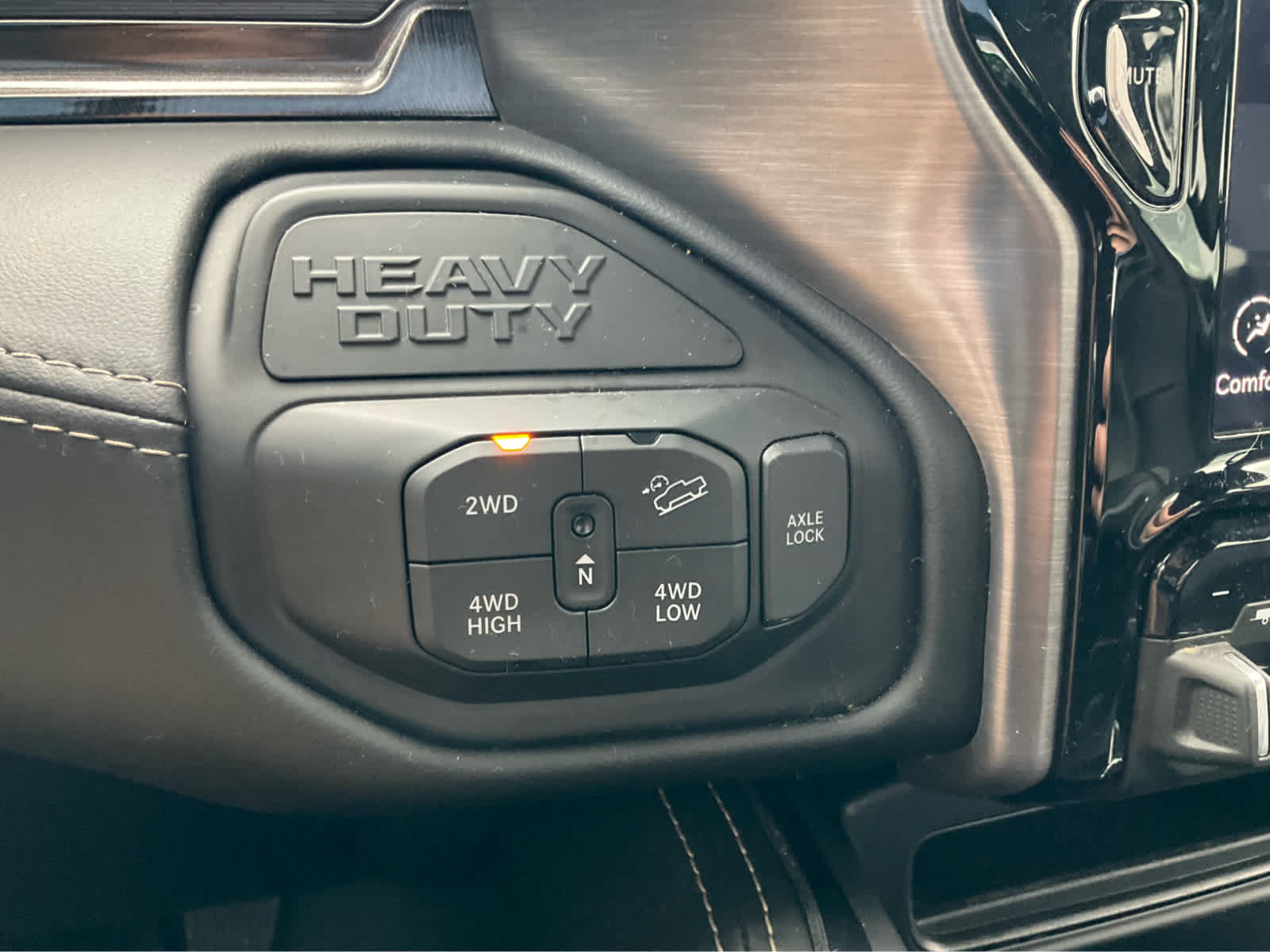 Used 2024 RAM 2500 Rebel w/ Towing Technology Group AWD/4WD image 13