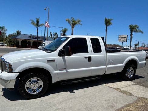 Used 2006 Ford F250 XLT RWD image 8