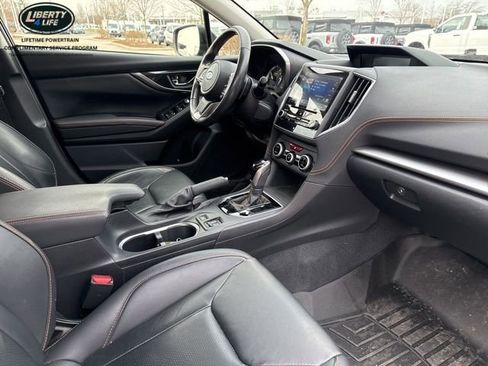Used 2020 Subaru Crosstrek 2.0i Limited w/ Popular Package #4 image 9