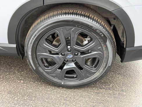 Used 2025 Subaru Ascent Onyx Edition image 9