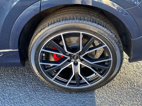 Used 2023 Audi Q8 Premium Plus w/ Premium Plus Package image 24