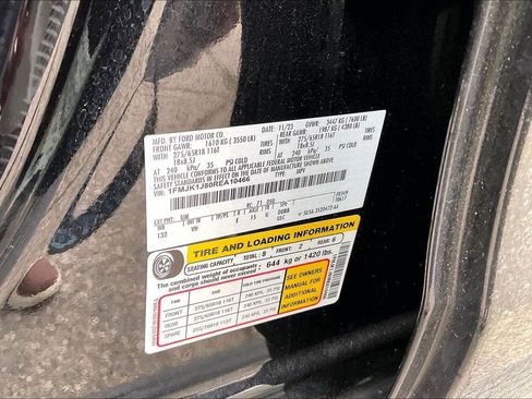 Certified 2024 Ford Expedition Max XLT AWD/4WD image 5