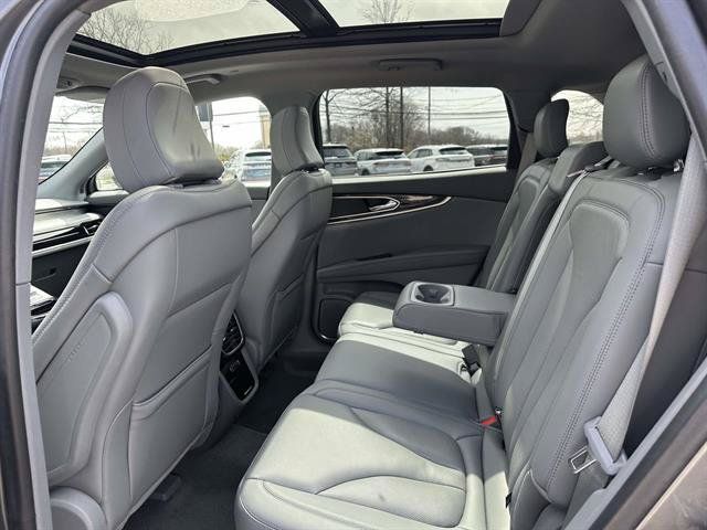 Certified 2022 Lincoln Nautilus Reserve w/ Monochromatic Package AWD/4WD image 10
