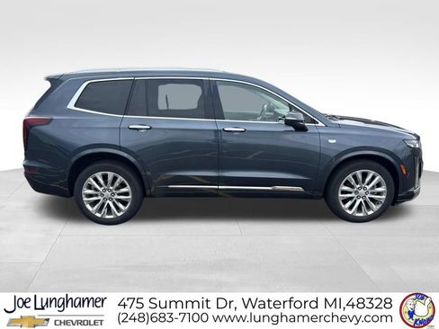 Used 2020 Cadillac XT6 Premium Luxury AWD/4WD image 2