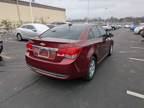 Used 2016 Chevrolet Cruze LT w/ Sun And Sound Package image 10