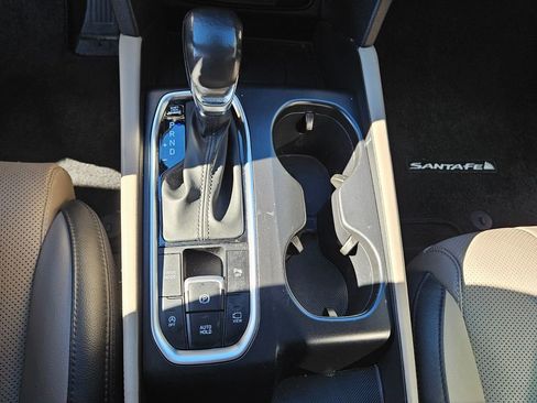 Used 2020 Hyundai Santa Fe Limited image 19