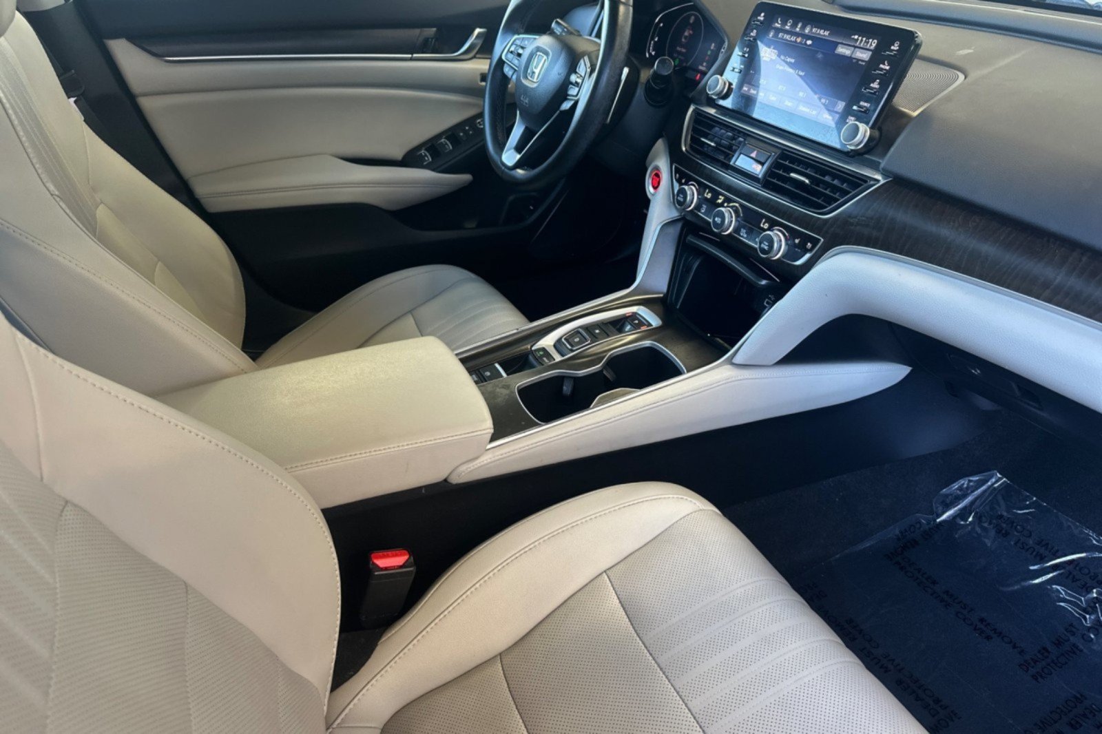 Used 2021 Honda Accord Touring image 14