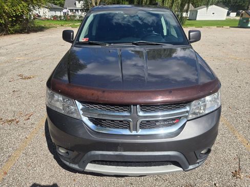 Used 2014 Dodge Journey SXT w/ Flexible Seating Group FWD image 16