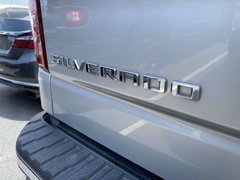 Used 2019 Chevrolet Silverado 1500 LT w/ All-Star Edition AWD/4WD image 11