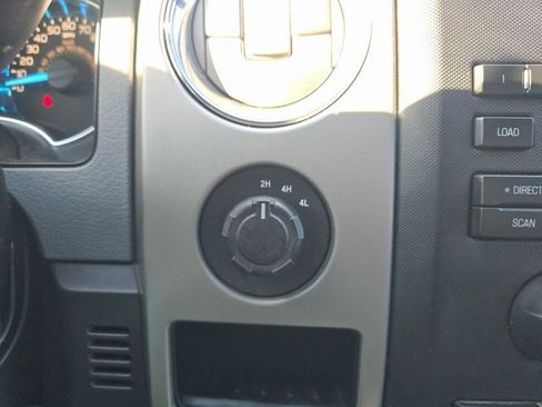 Used 2012 Ford F150 XLT w/ XLT Chrome Pkg image 16