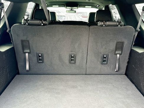 Used 2021 GMC Yukon XL SLT image 30