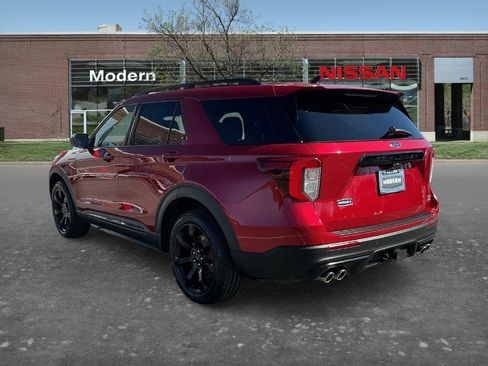 Used 2022 Ford Explorer ST w/ ST Street Pack image 2