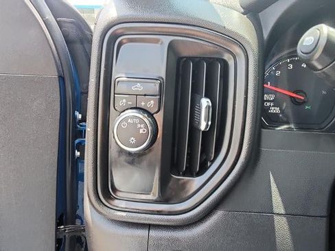 Used 2022 Chevrolet Silverado 1500 Custom RWD image 18