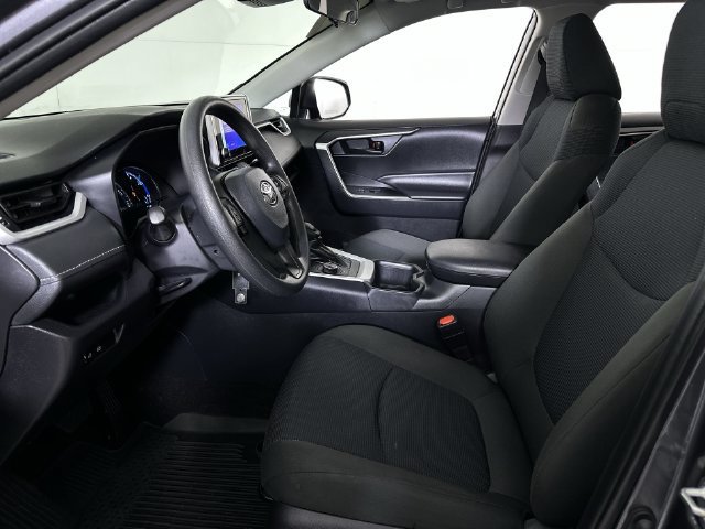Used 2025 Toyota RAV4 LE AWD/4WD image 20