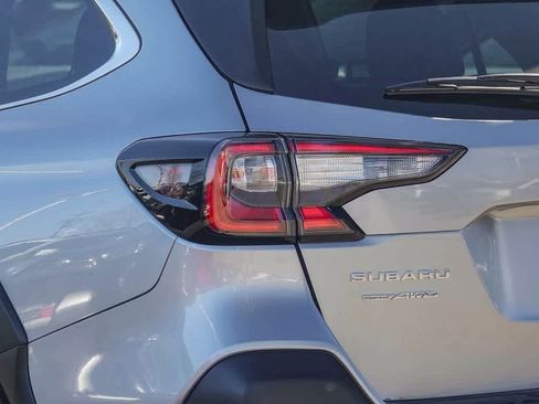 Used 2023 Subaru Outback Limited XT image 7