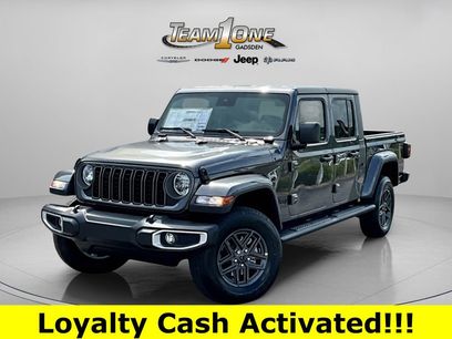 New 2025 Jeep Gladiator Sport
