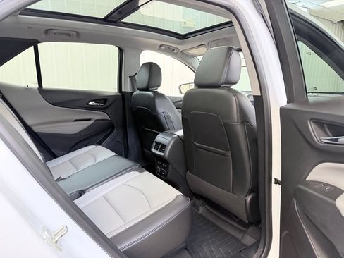 Used 2018 Chevrolet Equinox Premier AWD/4WD image 37
