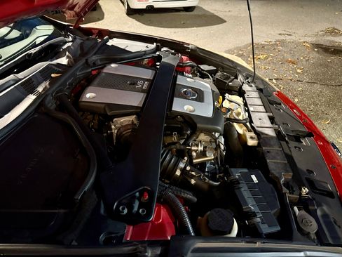 Used 2016 Nissan 370Z Roadster image 28