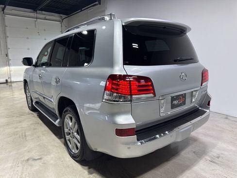 Used 2014 Lexus LX 570 4WD image 5