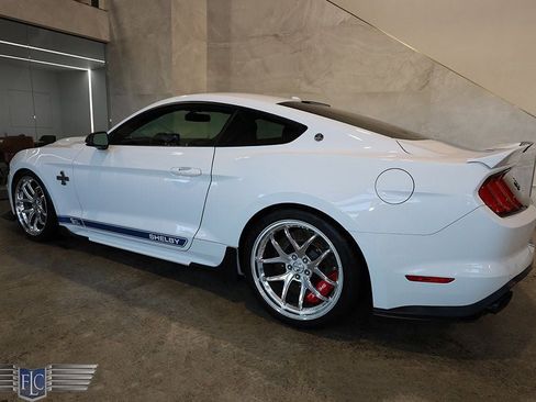 Used 2019 Ford Mustang GT Premium w/ GT Performance Package image 5