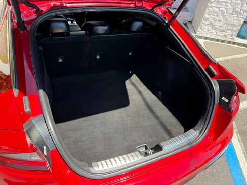 Used 2018 Kia Stinger GT2 image 46