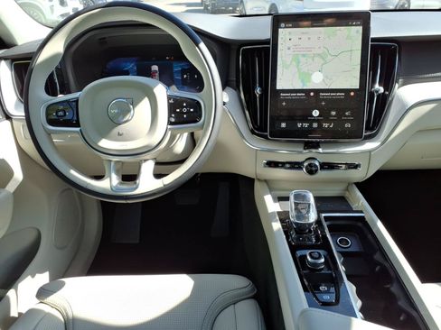 New 2026 Volvo XC60 B5 Ultra w/ Protection Package Premier AWD/4WD image 9