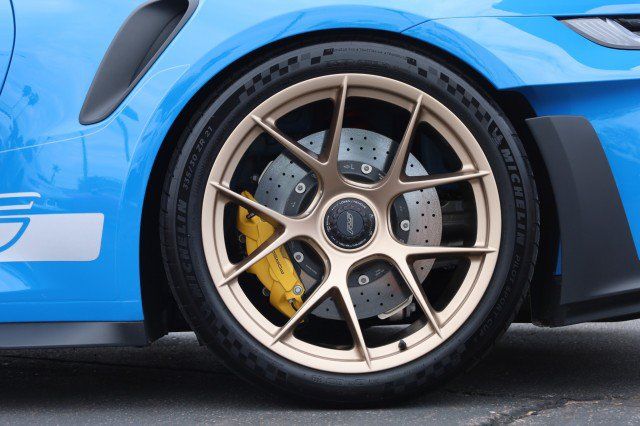 Used 2024 Porsche 911 GT3 RS w/ Weissach Package RWD image 59