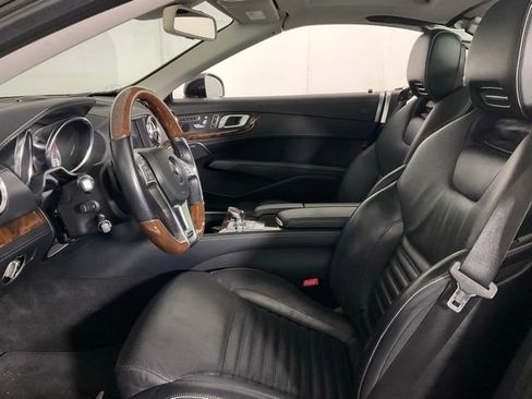 Used 2013 Mercedes-Benz SL 550 image 24