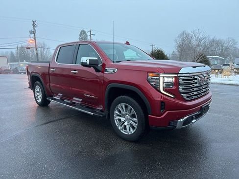Used 2023 GMC Sierra 1500 Denali w/ Technology Package image 7