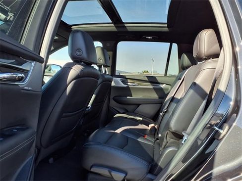 Used 2020 Cadillac XT6 Sport image 30