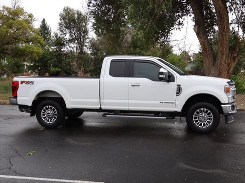 Used 2020 Ford F350 Lariat w/ Chrome Package AWD/4WD image 3