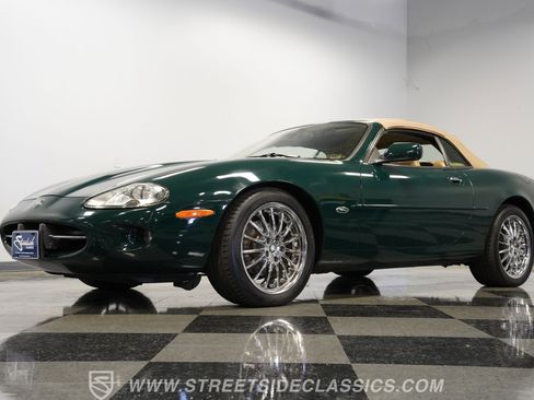 Used 1997 Jaguar XK8 Convertible RWD image 22