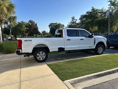 Certified 2025 Ford F350 XLT AWD/4WD image 4