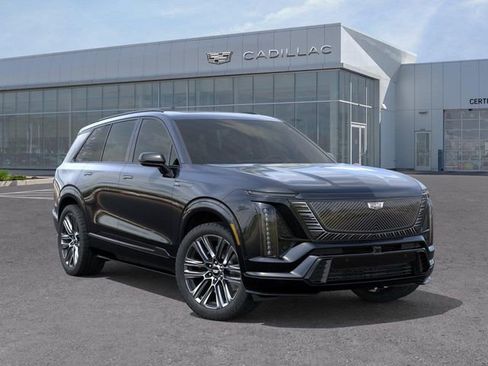 New 2026 Cadillac Vistiq Luxury w/ LPO, Floor Liner Package AWD/4WD image 7
