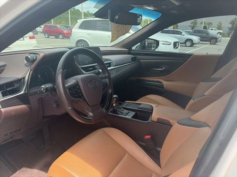 Used 2019 Lexus ES 350 w/ Premium Package FWD image 6