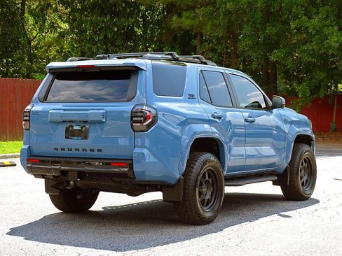 Used 2025 Toyota 4Runner TRD Sport Premium w/ Tow Technology Package AWD/4WD image 12