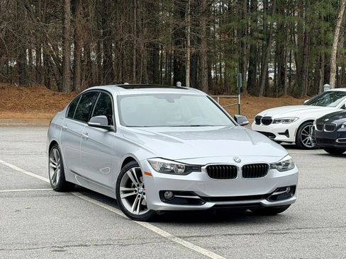 Used 2013 BMW 328i Sedan image 3