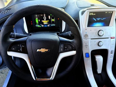 Used 2013 Chevrolet Volt image 12