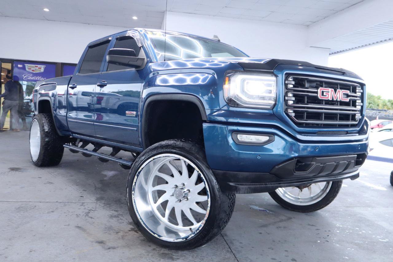 Used 2017 GMC Sierra 1500 SLT AWD/4WD image 3