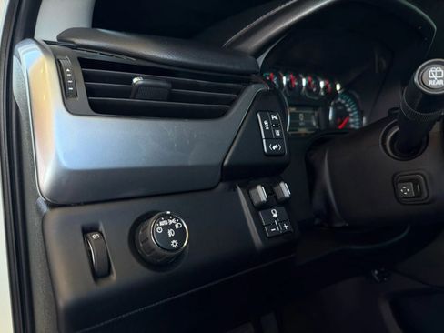 Used 2015 Chevrolet Tahoe LT w/ Luxury Package image 41