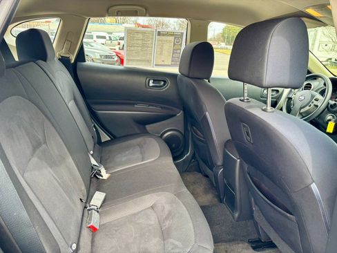 Used 2015 Nissan Rogue S w/ Convenience Package image 16