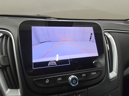 Used 2024 Chevrolet Malibu LT FWD image 23