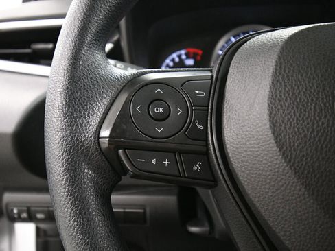 Used 2022 Toyota Corolla LE image 20