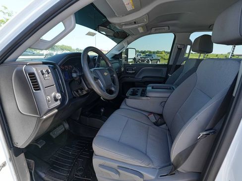 Used 2018 Chevrolet Silverado 3500 W/T w/ WT Convenience Package AWD/4WD image 14
