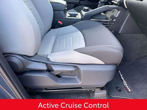 Used 2025 Toyota Tacoma TRD Sport image 14