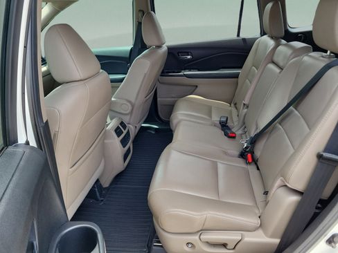 Used 2017 Honda Pilot EX-L image 9