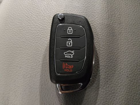 Used 2016 Hyundai Sonata SE FWD image 32