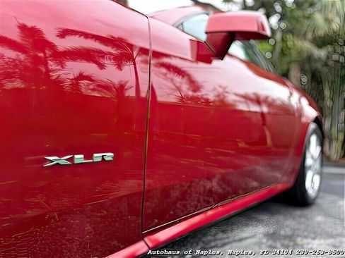 Used 2004 Cadillac XLR image 13